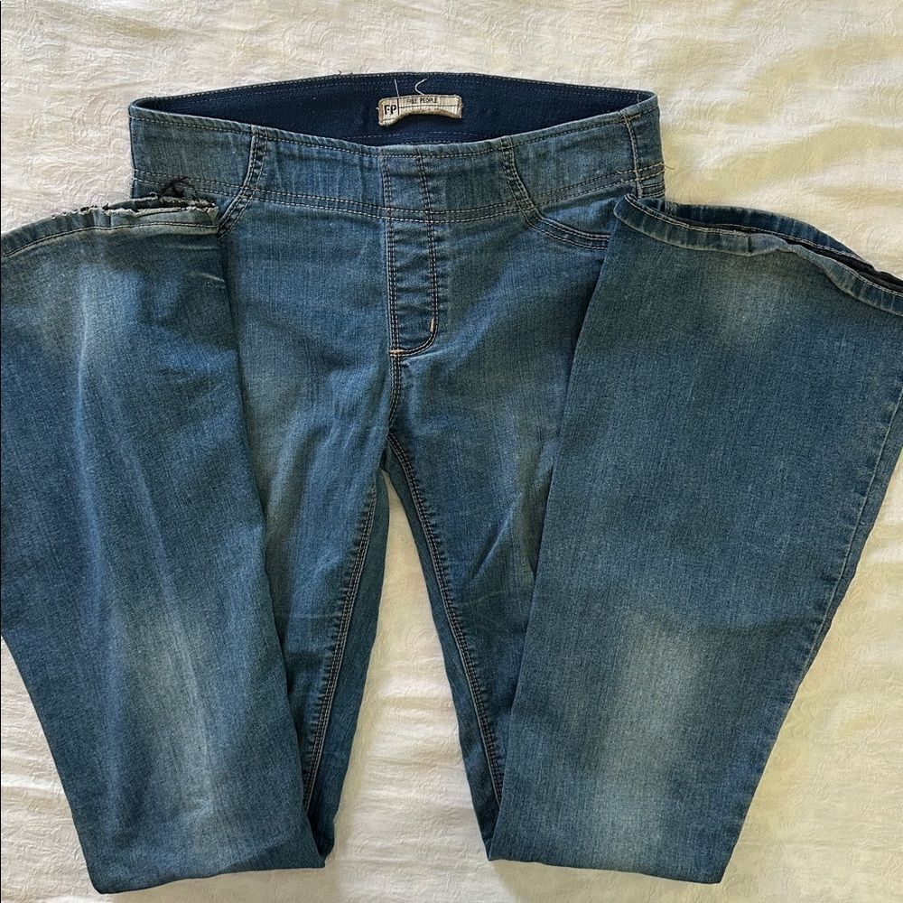 Free People Vintage Jeans Jeggings Mid Rise  Bell Bottoms Flare Size 27